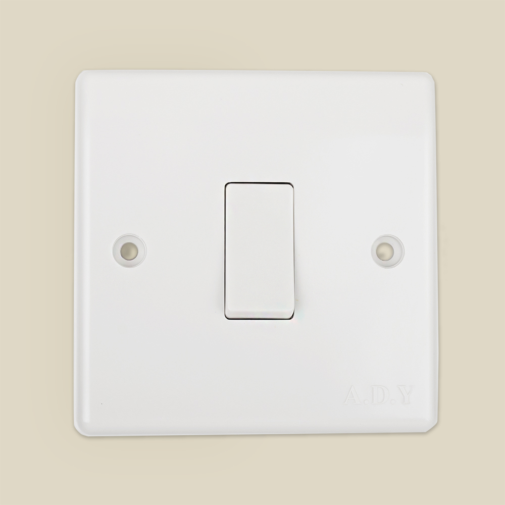 ADY 10 مفتاح كهرباء - أبيض