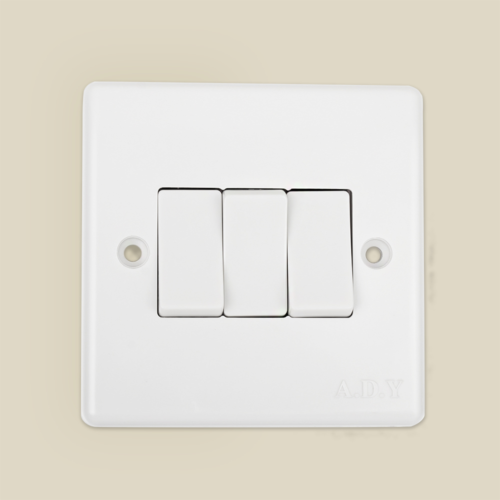 ADY 14 ثلاث مفاتيح كهرباء - أبيض