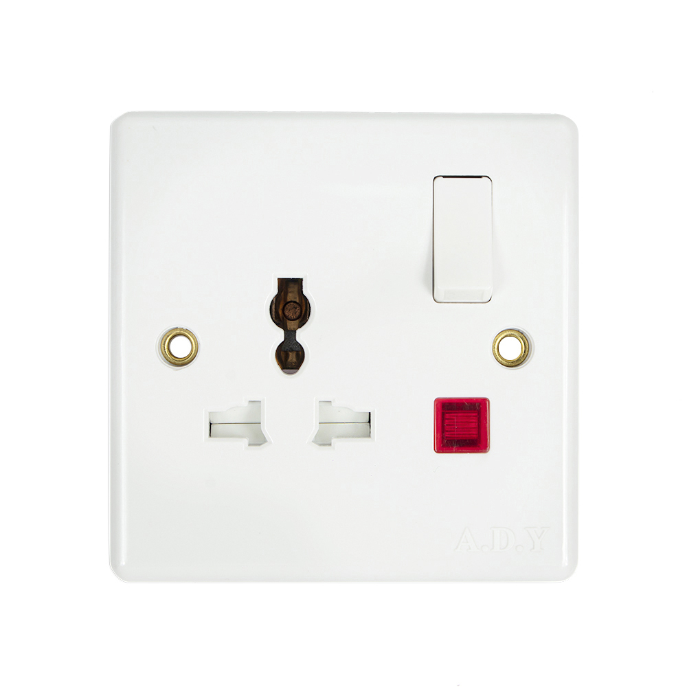 95 ADY مقبس حائط ثلاثي مع مفتاح تشغيل 20 أمبير - أبيض
